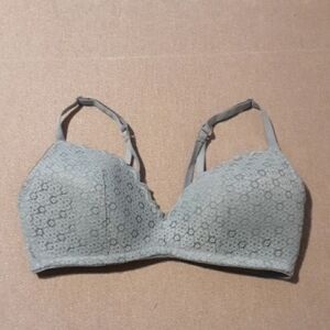 Aerie Floral Lace Bralette in Light Gray Size36D.